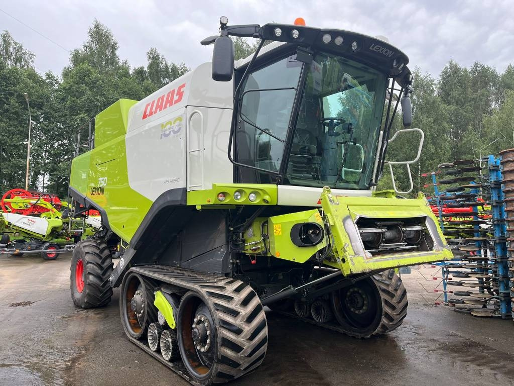 Claas Lexion 750 TT - Зерноуборочный комбайн: фото 1 Claas Lexion 750 TT - Зерноуборочный комбайн: фото 1