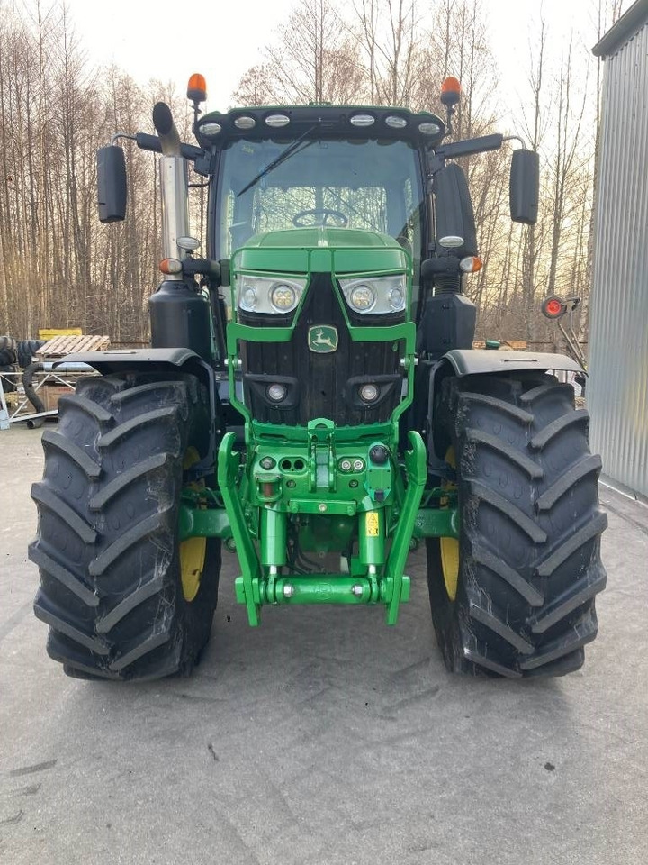 Трактор John Deere 6250 R: фото 8
