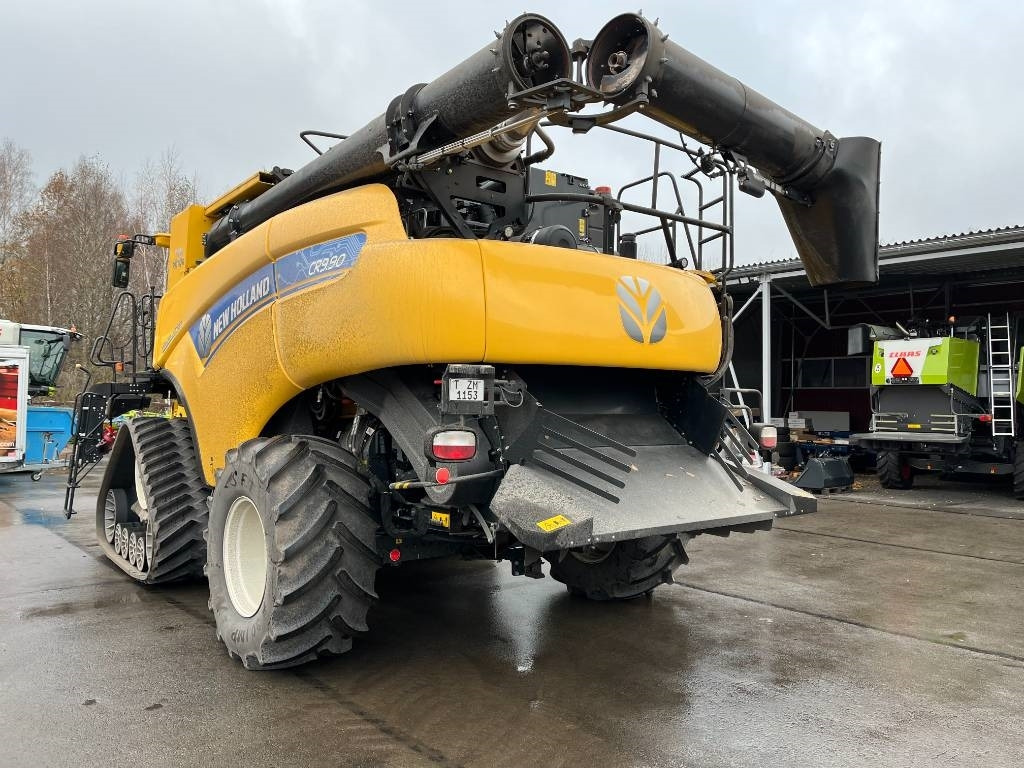 New Holland CR 9.90 - Зерноуборочный комбайн: фото 5 New Holland CR 9.90 - Зерноуборочный комбайн: фото 5