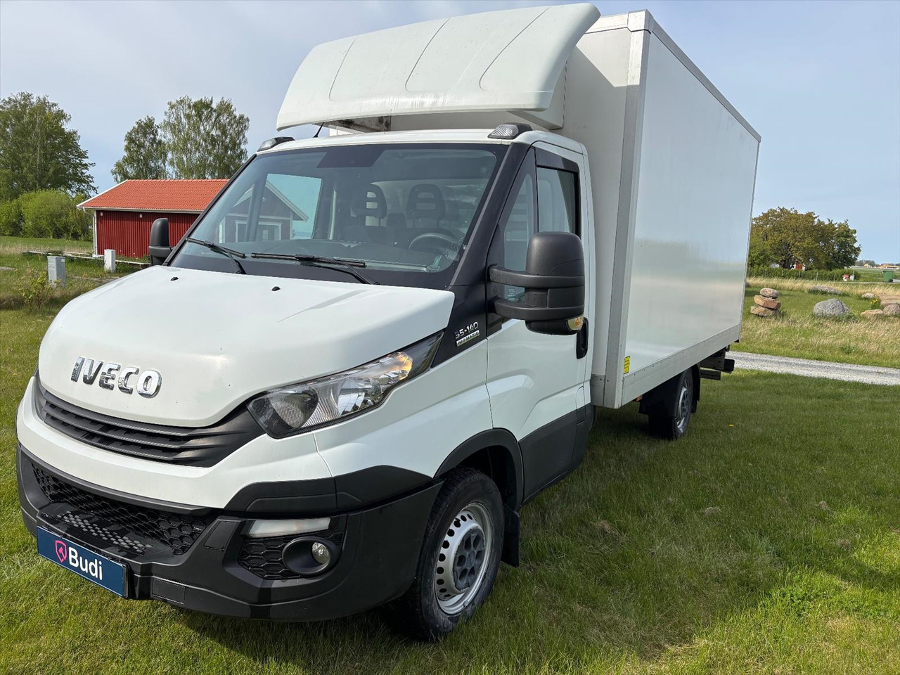 Lätt lastbil Iveco Daily -2019 | 35-140 | Chassi Cab 2.3 JTD | Hi-Matic |136hk - Фургон с закрытым кузовом: фото 1 Lätt lastbil Iveco Daily -2019 | 35-140 | Chassi Cab 2.3 JTD | Hi-Matic |136hk - Фургон с закрытым кузовом: фото 1