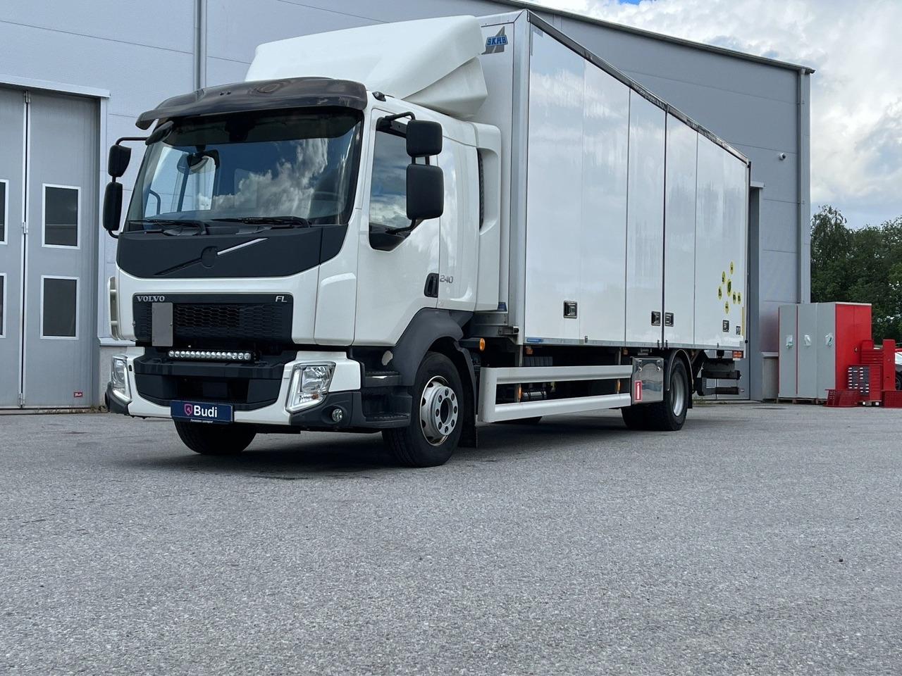 VOLVO FL 4X2 -2020 | - Грузовик с закрытым кузовом: фото 1 VOLVO FL 4X2 -2020 | - Грузовик с закрытым кузовом: фото 1