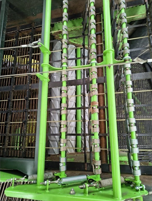 Картофелеуборочный комбайн AVR Spirit 9200CR: фото 12 Картофелеуборочный комбайн AVR Spirit 9200CR: фото 12