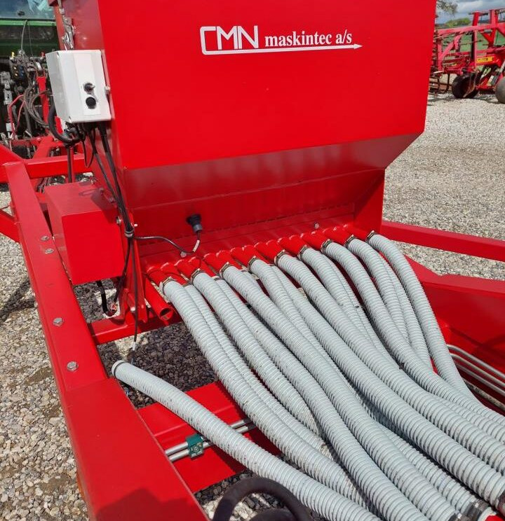 CMN Flex-Weeder 18m med frøudstyr - Борона: фото 5 CMN Flex-Weeder 18m med frøudstyr - Борона: фото 5