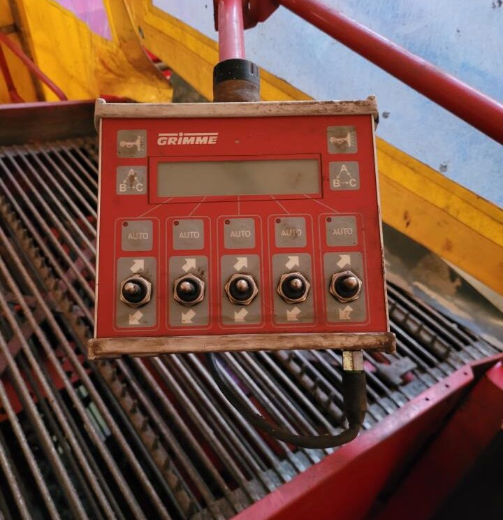 Картофелеуборочный комбайн Grimme SE 170-60 XL: фото 8