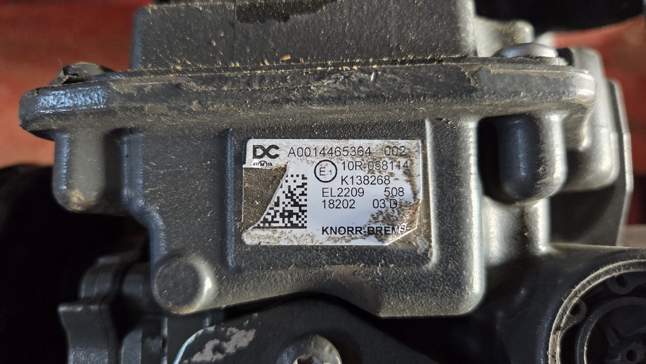 KNORR-BREMSE CONTROL UNIT EAPU K 102145 - Блок управления для Грузовиков: фото 3 KNORR-BREMSE CONTROL UNIT EAPU K 102145 - Блок управления для Грузовиков: фото 3