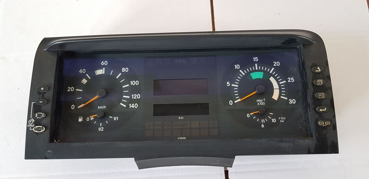 Mercedes-Benz ATEGO - Приборная панель для Грузовиков: фото 1 Mercedes-Benz ATEGO - Приборная панель для Грузовиков: фото 1