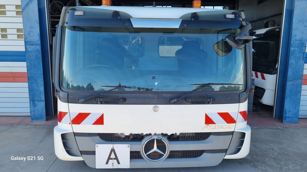 Mercedes-Benz CAB ACTROS SHORT EURO 5 A 9416002005 Mercedes-Benz MP3 ACTROS - Кабина для Грузовиков: фото 3 Mercedes-Benz CAB ACTROS SHORT EURO 5 A 9416002005 Mercedes-Benz MP3 ACTROS - Кабина для Грузовиков: фото 3