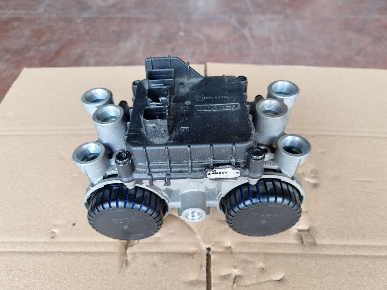 WABCO 4801060050 Mercedes-Benz ACTROS MP4 EURO 6 - Блок управления для Грузовиков: фото 5 WABCO 4801060050 Mercedes-Benz ACTROS MP4 EURO 6 - Блок управления для Грузовиков: фото 5