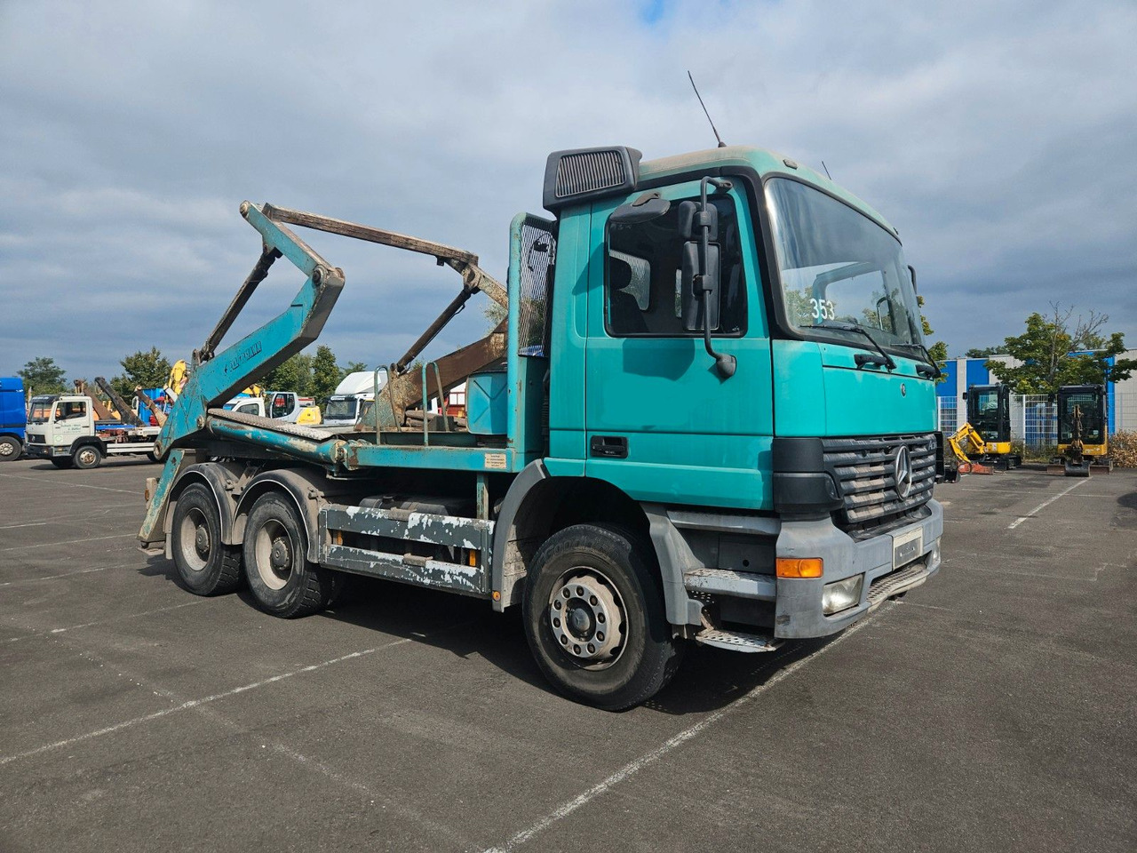 Mercedes-Benz Actros 2631 6x4 Blatt/Blatt orig. 170.000 km!! - Самосвал: фото 2 Mercedes-Benz Actros 2631 6x4 Blatt/Blatt orig. 170.000 km!! - Самосвал: фото 2