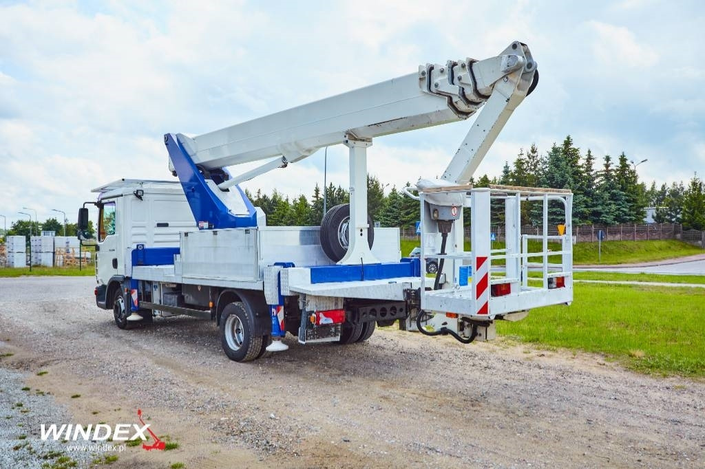 Wumag WT 300 - Грузовик с подъемником: фото 4 Wumag WT 300 - Грузовик с подъемником: фото 4