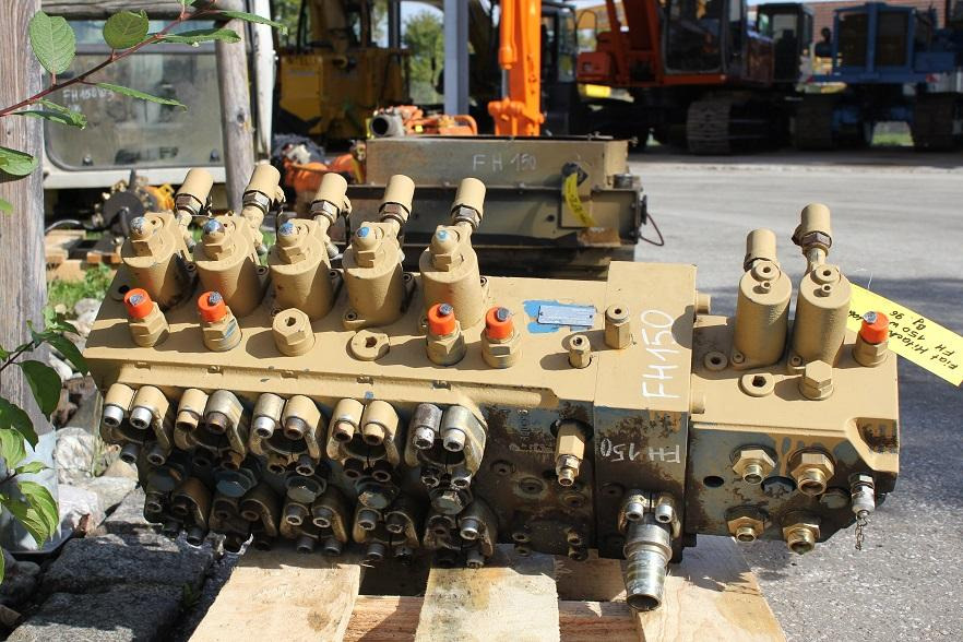 Fiat-Hitachi FH 150 - Гидравлический клапан для Строительной техники: фото 5 Fiat-Hitachi FH 150 - Гидравлический клапан для Строительной техники: фото 5