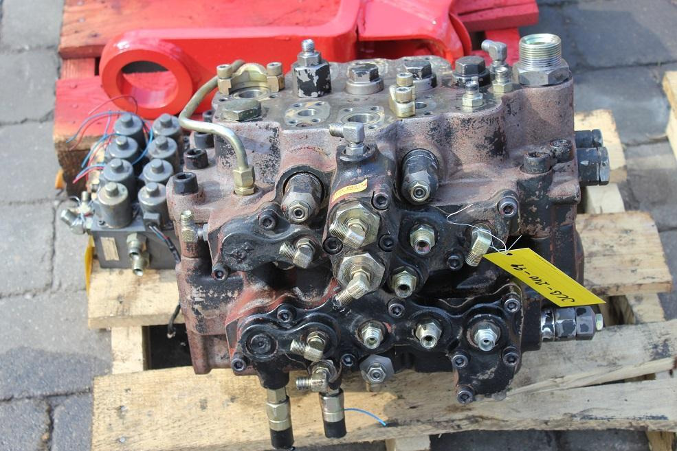 JCB 210 LC - Гидравлический клапан для Строительной техники: фото 3 JCB 210 LC - Гидравлический клапан для Строительной техники: фото 3