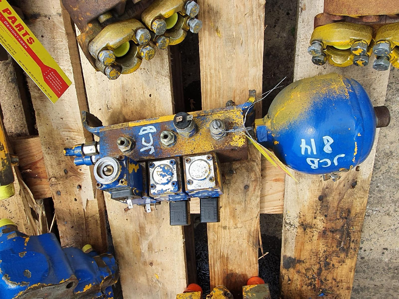 JCB 814 - Гидравлический клапан для Строительной техники: фото 5 JCB 814 - Гидравлический клапан для Строительной техники: фото 5