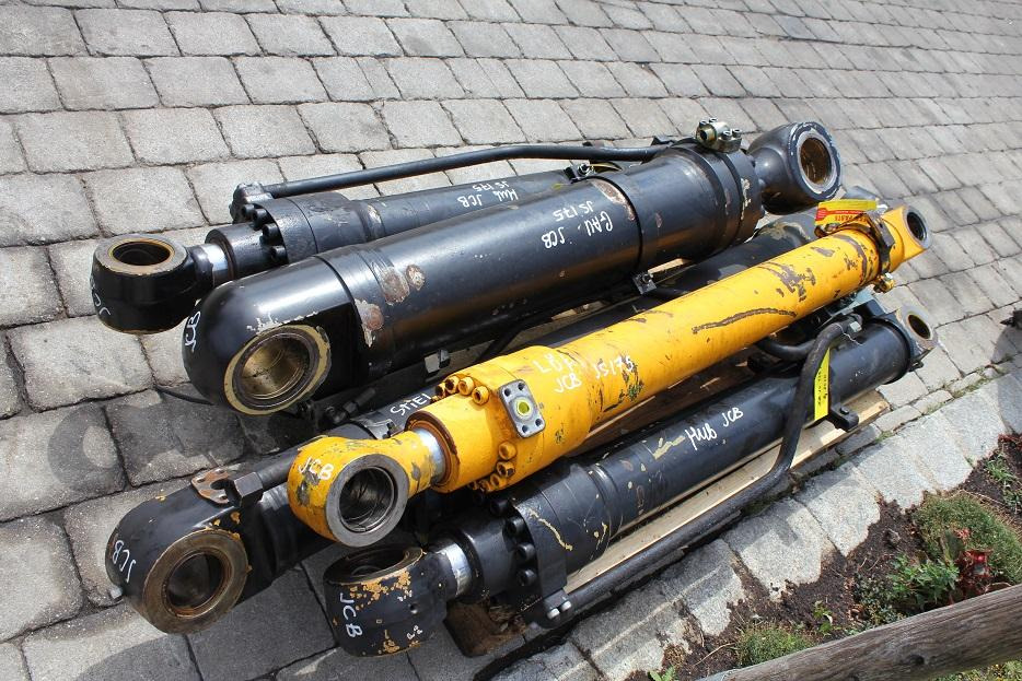 JCB JS 175 W - Гидравлический цилиндр для Строительной техники: фото 5 JCB JS 175 W - Гидравлический цилиндр для Строительной техники: фото 5