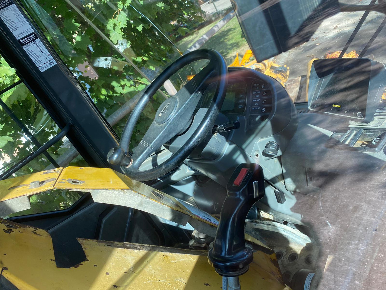 Komatsu WA 380 - Кабина для Строительной техники: фото 5 Komatsu WA 380 - Кабина для Строительной техники: фото 5