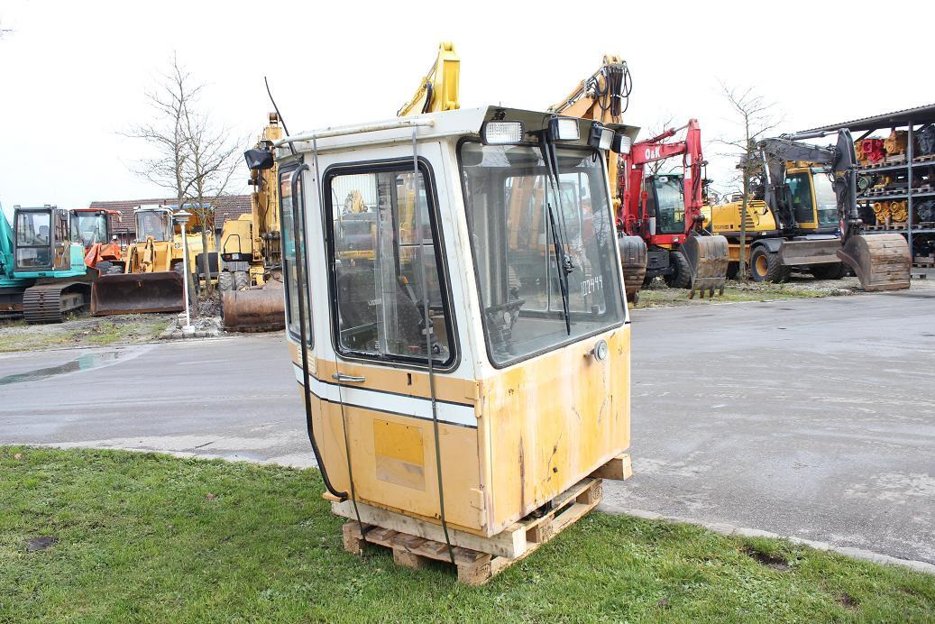 Liebherr 551 - Кабина для Строительной техники: фото 2 Liebherr 551 - Кабина для Строительной техники: фото 2