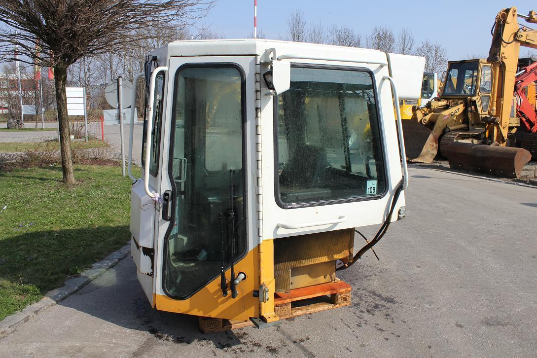 Liebherr 712-722-732 Lit. - Кабина для Строительной техники: фото 1 Liebherr 712-722-732 Lit. - Кабина для Строительной техники: фото 1