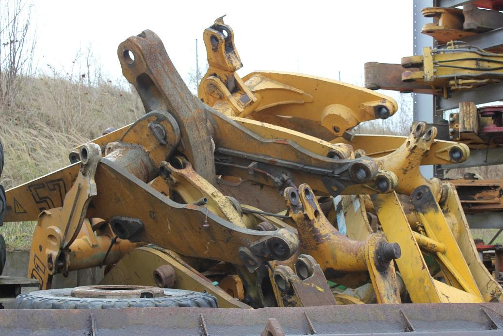 Liebherr L574,541,531 u a - Стрела: фото 1 Liebherr L574,541,531 u a - Стрела: фото 1