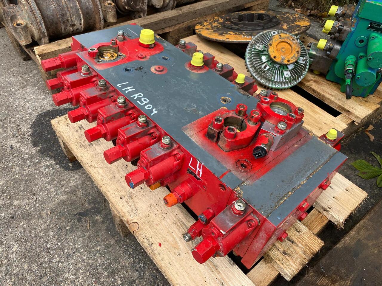 Liebherr R 904 - Гидравлический клапан для Строительной техники: фото 4 Liebherr R 904 - Гидравлический клапан для Строительной техники: фото 4