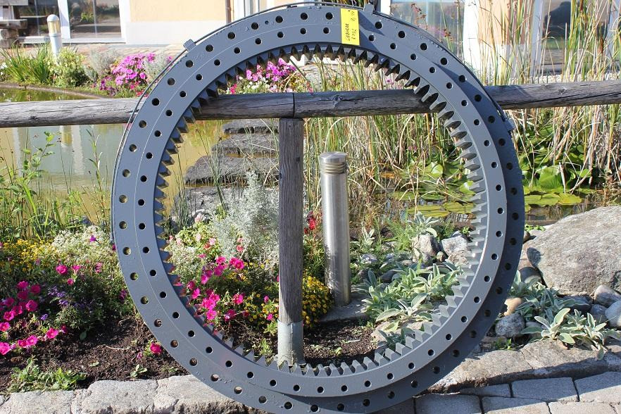 Liebherr R 932 - Поворотное кольцо для Строительной техники: фото 1 Liebherr R 932 - Поворотное кольцо для Строительной техники: фото 1