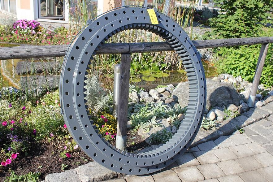 Liebherr R 932 - Поворотное кольцо для Строительной техники: фото 2 Liebherr R 932 - Поворотное кольцо для Строительной техники: фото 2