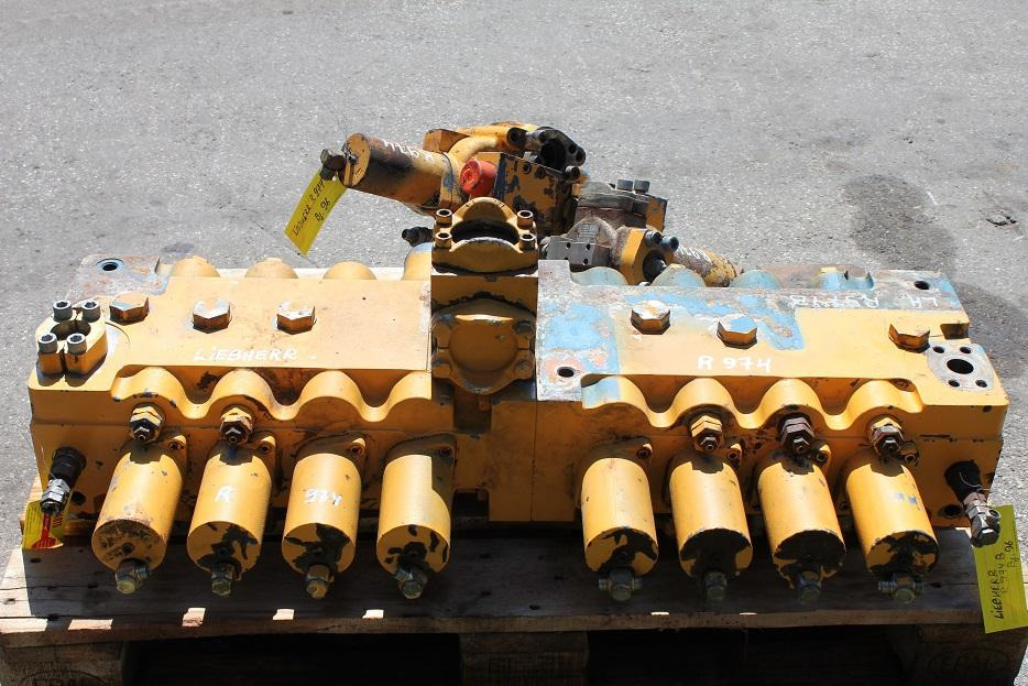 Liebherr R 974 - Гидравлический клапан для Строительной техники: фото 1 Liebherr R 974 - Гидравлический клапан для Строительной техники: фото 1