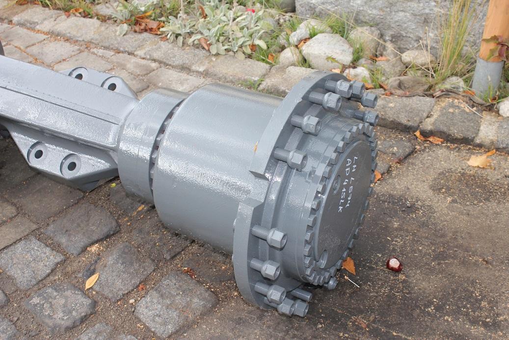 Liebherr ZF AP 415 aus L 574 - Ось и запчасти для Строительной техники: фото 2 Liebherr ZF AP 415 aus L 574 - Ось и запчасти для Строительной техники: фото 2