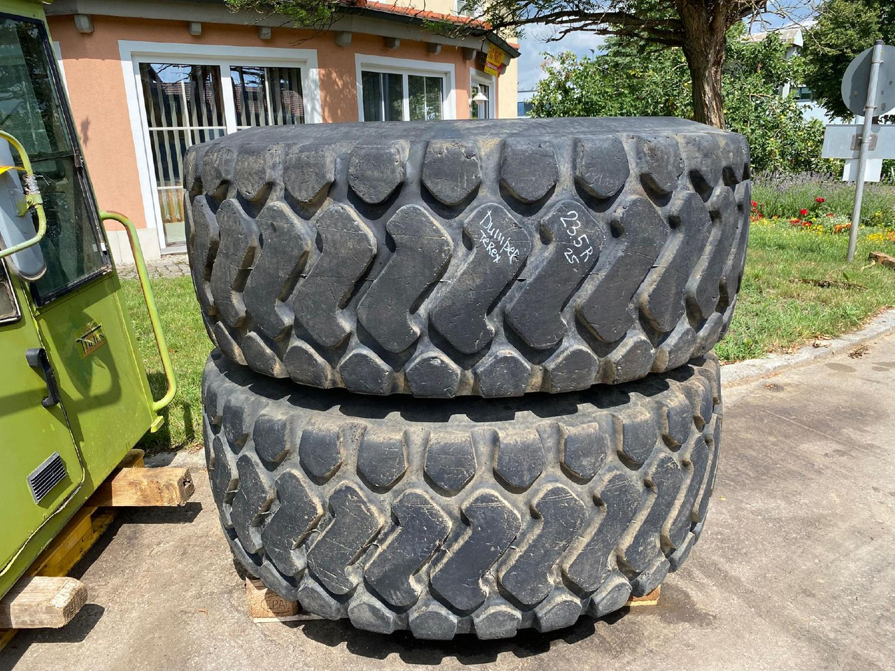 Terex 23,5R 25 aus 3066 - Шина для Внедорожных самосвалов: фото 3 Terex 23,5R 25 aus 3066 - Шина для Внедорожных самосвалов: фото 3