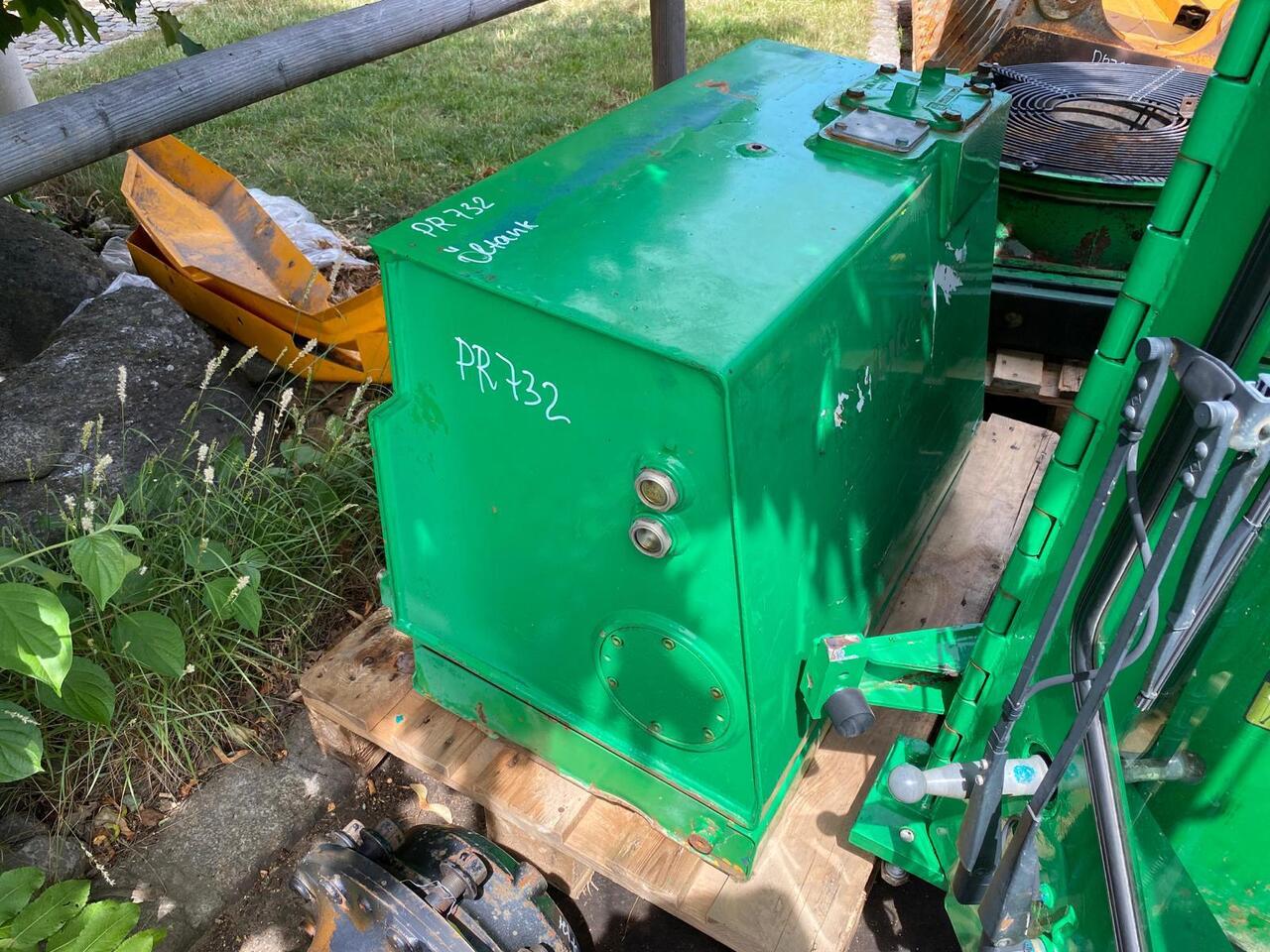 Liebherr PR 732 - Запчасти для Бульдозеров: фото 2 Liebherr PR 732 - Запчасти для Бульдозеров: фото 2