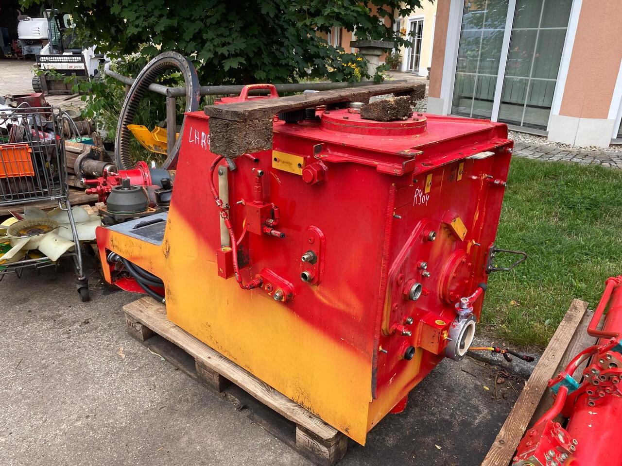 Liebherr R 904 LIT - Запчасти для Гусеничных экскаваторов: фото 3 Liebherr R 904 LIT - Запчасти для Гусеничных экскаваторов: фото 3