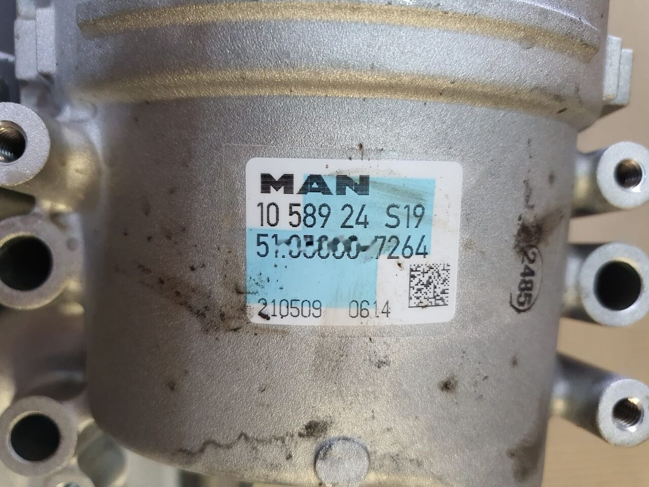 Mann-Filter MAN EURO 6 TGA TGX MAN TGX / TGS Euro 6 truck - Масляный фильтр для Грузовиков: фото 5 Mann-Filter MAN EURO 6 TGA TGX MAN TGX / TGS Euro 6 truck - Масляный фильтр для Грузовиков: фото 5