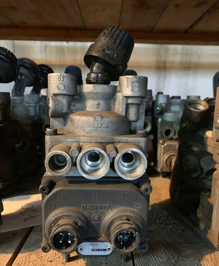 WABCO Zawór główny hamulca 4800015000 DAF 95xf/cf - Тормозной цилиндр для Грузовиков: фото 2 WABCO Zawór główny hamulca 4800015000 DAF 95xf/cf - Тормозной цилиндр для Грузовиков: фото 2