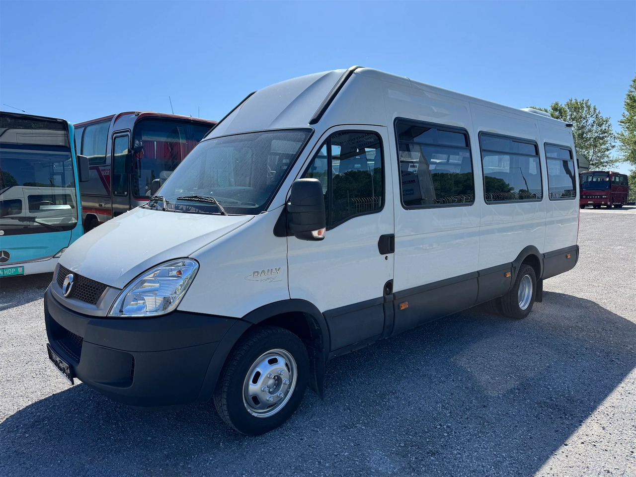 IVECO DAILY WAY - Туристический автобус: фото 3 IVECO DAILY WAY - Туристический автобус: фото 3