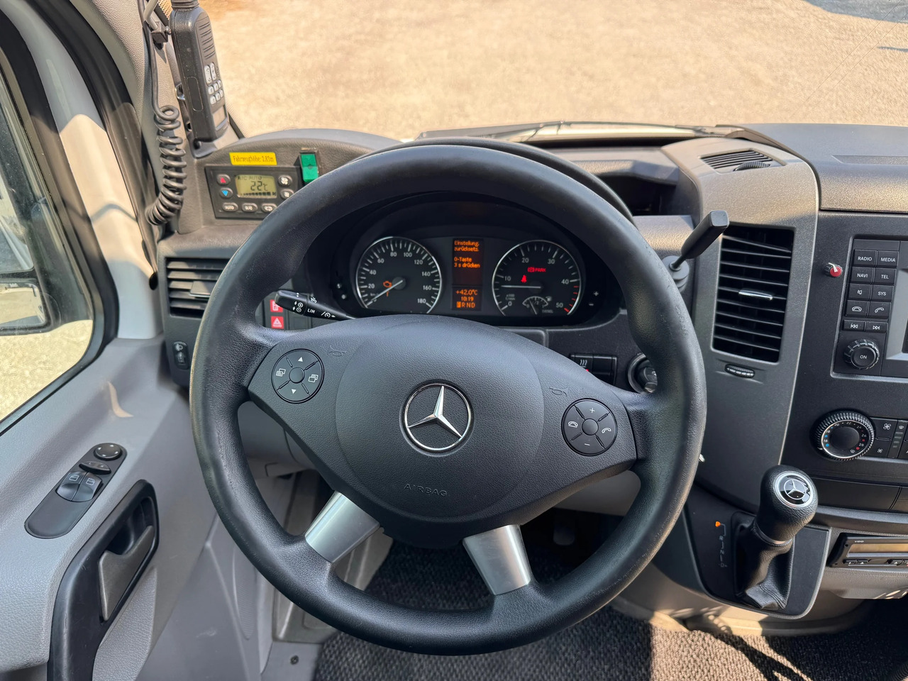 Туристический автобус MERCEDES-BENZ SPRINTER 519 CDI: фото 18