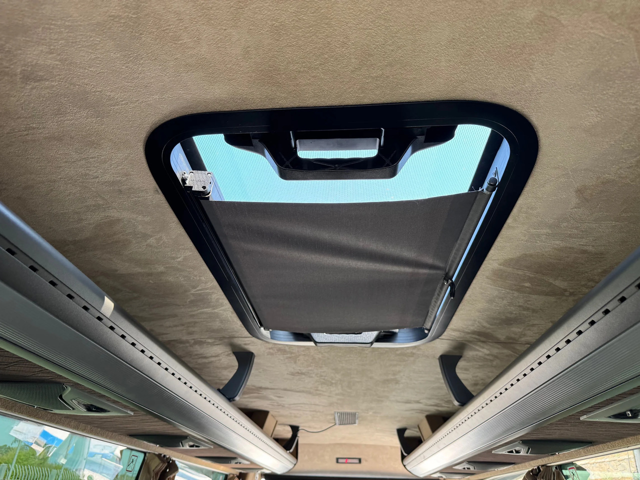 Туристический автобус MERCEDES-BENZ SPRINTER 519 CDI: фото 14