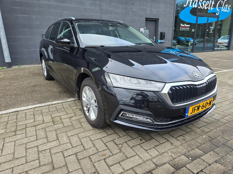 Škoda Octavia Combi 1.0 Benzine - Легковой автомобиль: фото 3 Škoda Octavia Combi 1.0 Benzine - Легковой автомобиль: фото 3