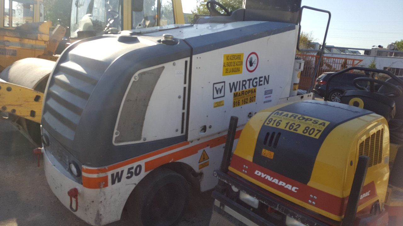 Fresadora de asfalto Wirtgen W 50 - Дорожная фреза: фото 1 Fresadora de asfalto Wirtgen W 50 - Дорожная фреза: фото 1