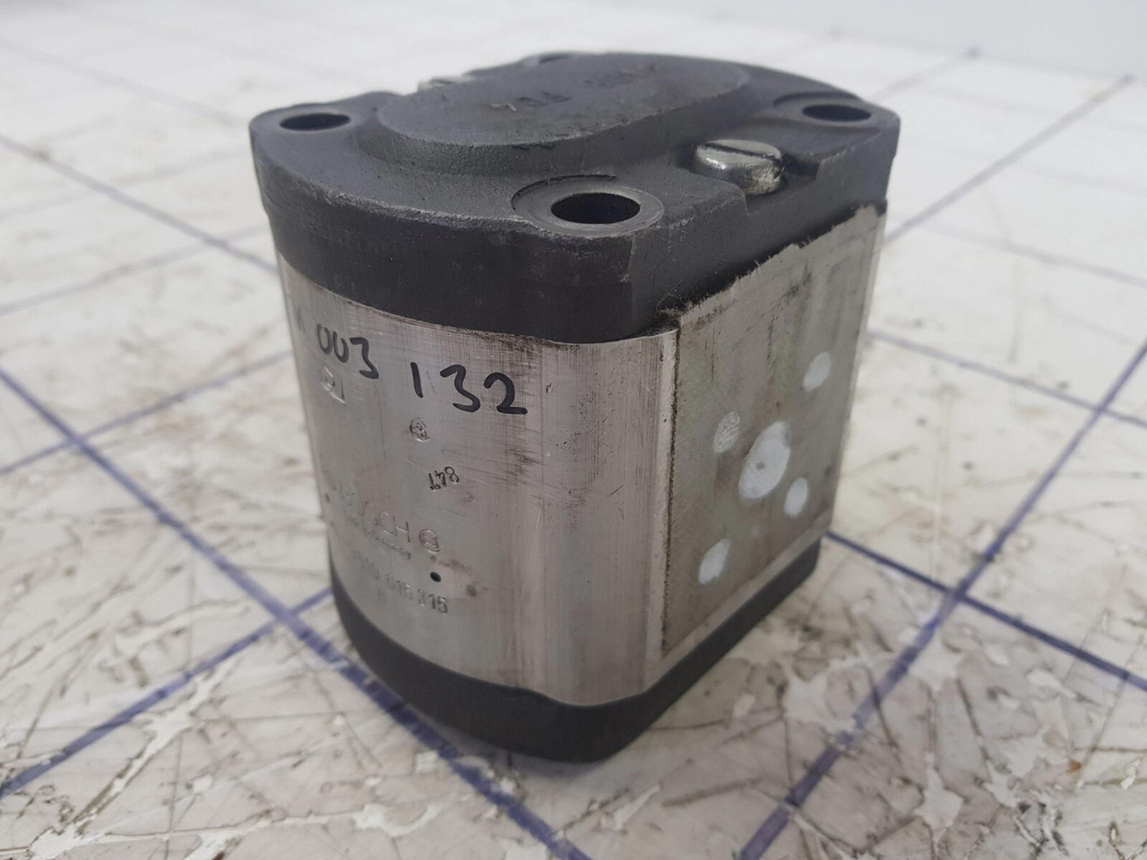 Bosch Bosch gear pump - Гидравлический насос для Мобильных кранов: фото 2 Bosch Bosch gear pump - Гидравлический насос для Мобильных кранов: фото 2