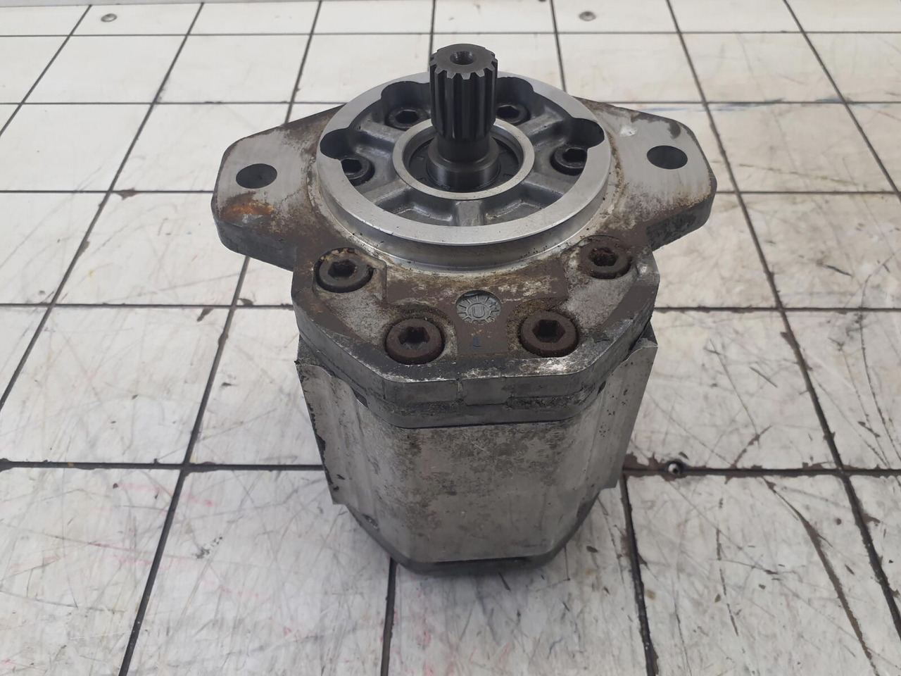 Danfoss LTM 1130-5.1 GEAR PUMP - Гидравлический насос для Мобильных кранов: фото 5 Danfoss LTM 1130-5.1 GEAR PUMP - Гидравлический насос для Мобильных кранов: фото 5