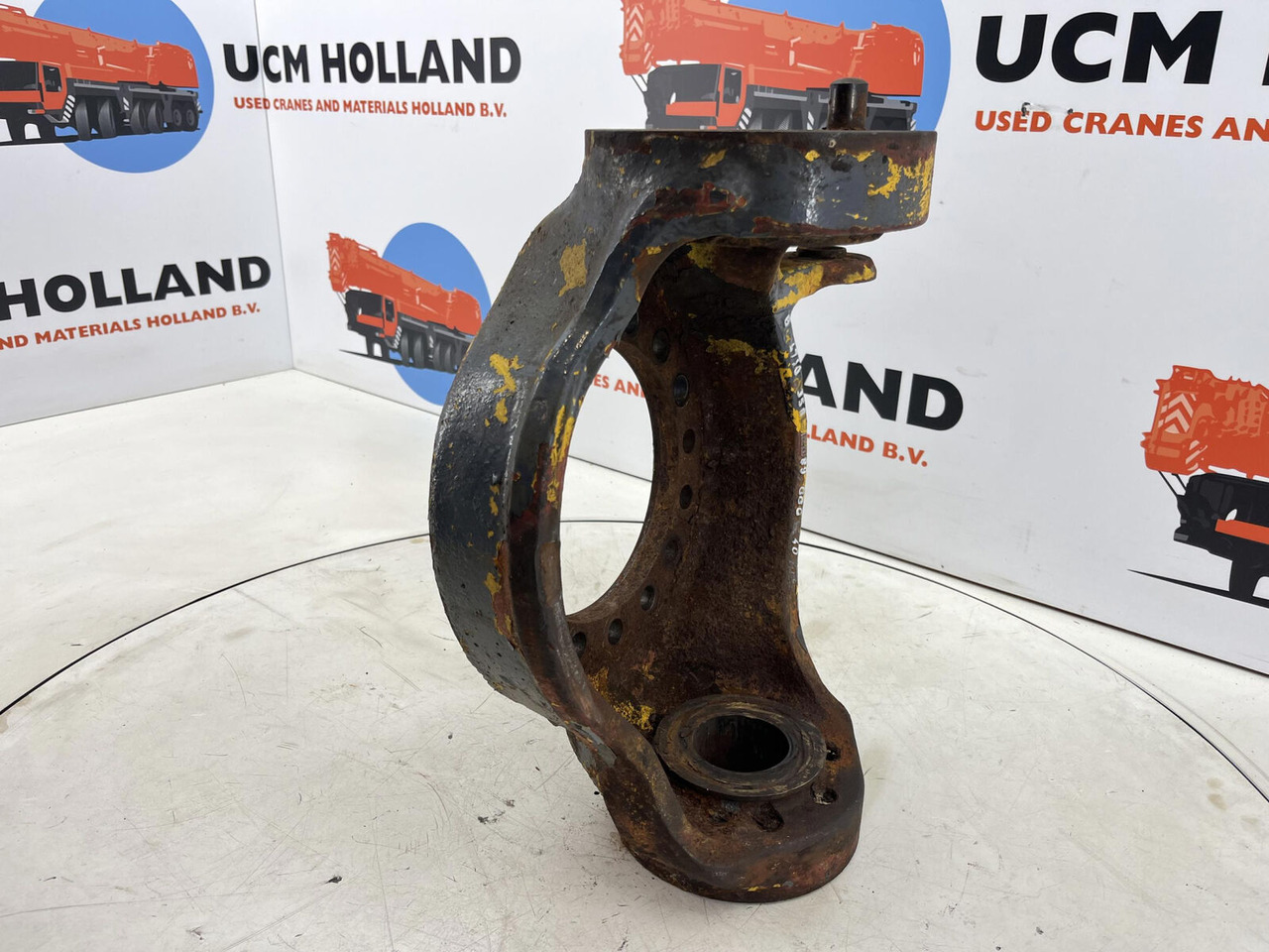 Поворотный кулак для Мобильных кранов FAUN RTF 50 Steering knuckle 16 holes right: фото 6