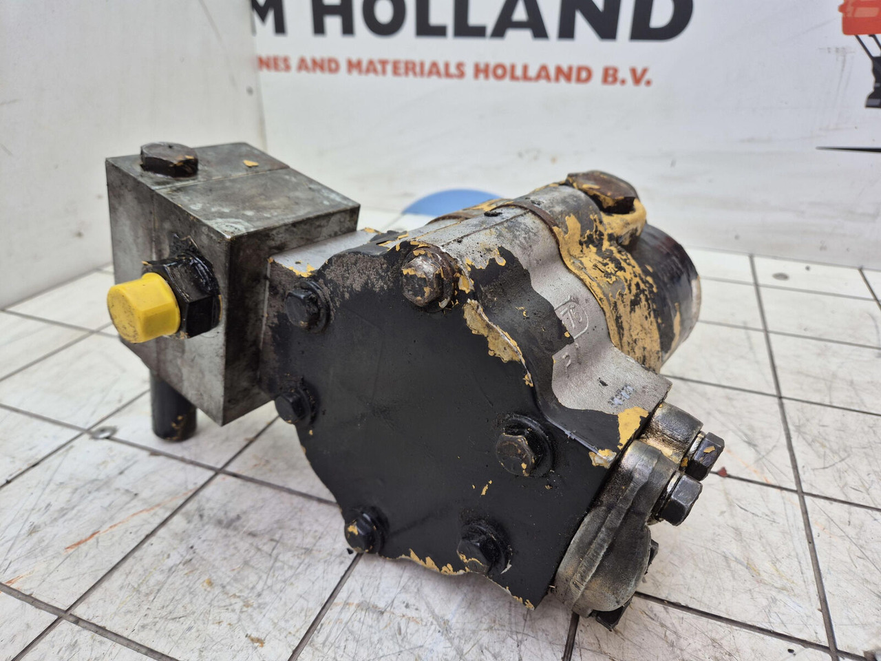 Grove AT 422 emergency steering pump - Гидравлический насос для Мобильных кранов: фото 3 Grove AT 422 emergency steering pump - Гидравлический насос для Мобильных кранов: фото 3