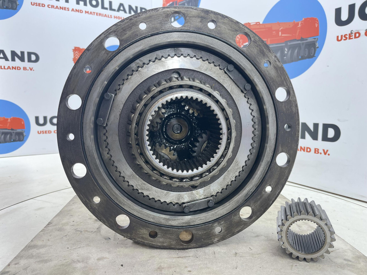 Grove AT 633 planetary gear 22-25-74-38-4pl-H135-46 - Бортовой редуктор для Мобильных кранов: фото 5 Grove AT 633 planetary gear 22-25-74-38-4pl-H135-46 - Бортовой редуктор для Мобильных кранов: фото 5