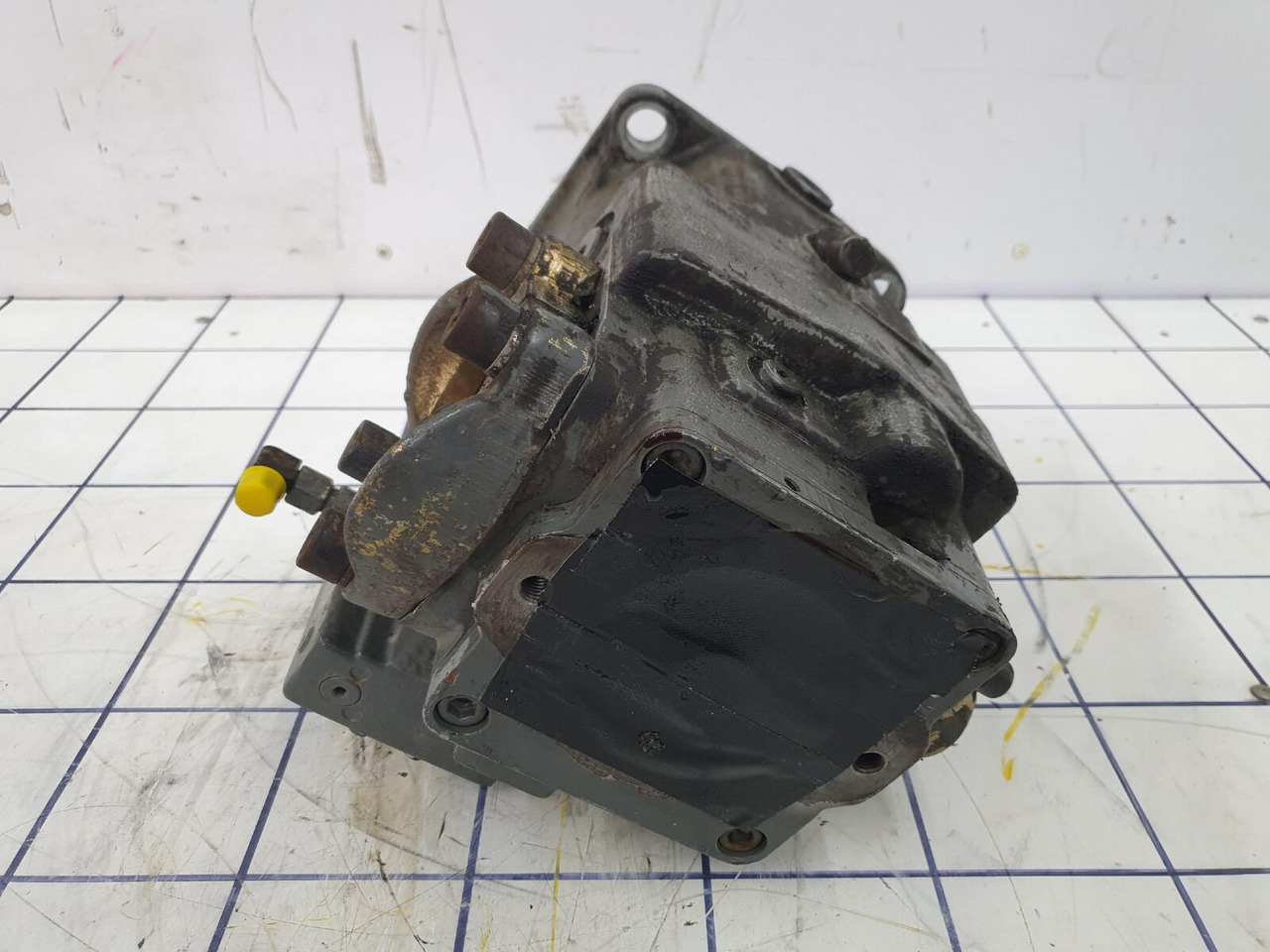 Grove GMK 2035 VARIABLE DISPLACEMENT PUMP - Гидравлический насос для Мобильных кранов: фото 5 Grove GMK 2035 VARIABLE DISPLACEMENT PUMP - Гидравлический насос для Мобильных кранов: фото 5