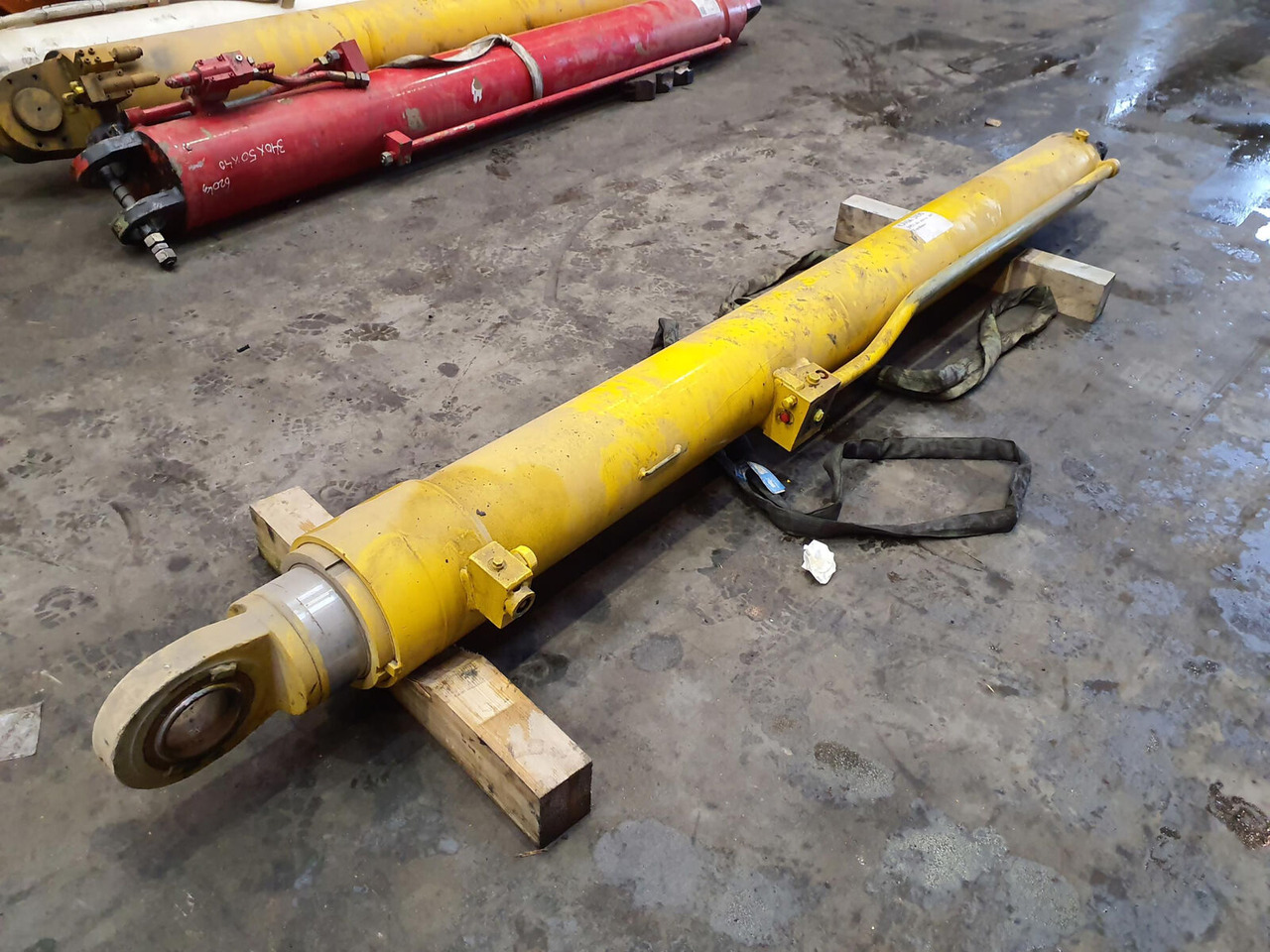 Grove GMK 2035 boom cylinder - Гидравлический цилиндр для Мобильных кранов: фото 3 Grove GMK 2035 boom cylinder - Гидравлический цилиндр для Мобильных кранов: фото 3