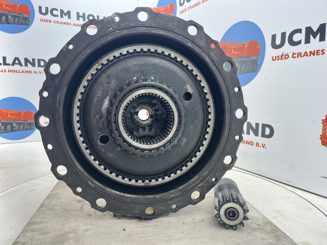 Grove GMK 2035 planetary gear 12-23-60-34-3pl-H135-46-10 - Бортовой редуктор для Мобильных кранов: фото 4 Grove GMK 2035 planetary gear 12-23-60-34-3pl-H135-46-10 - Бортовой редуктор для Мобильных кранов: фото 4