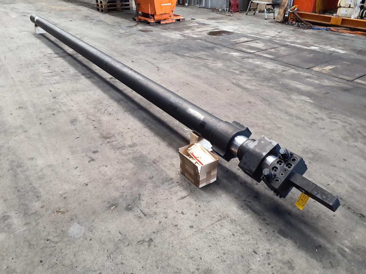 Grove GMK 3050 Telescopic boom cylinder - Гидравлический цилиндр для Мобильных кранов: фото 2 Grove GMK 3050 Telescopic boom cylinder - Гидравлический цилиндр для Мобильных кранов: фото 2