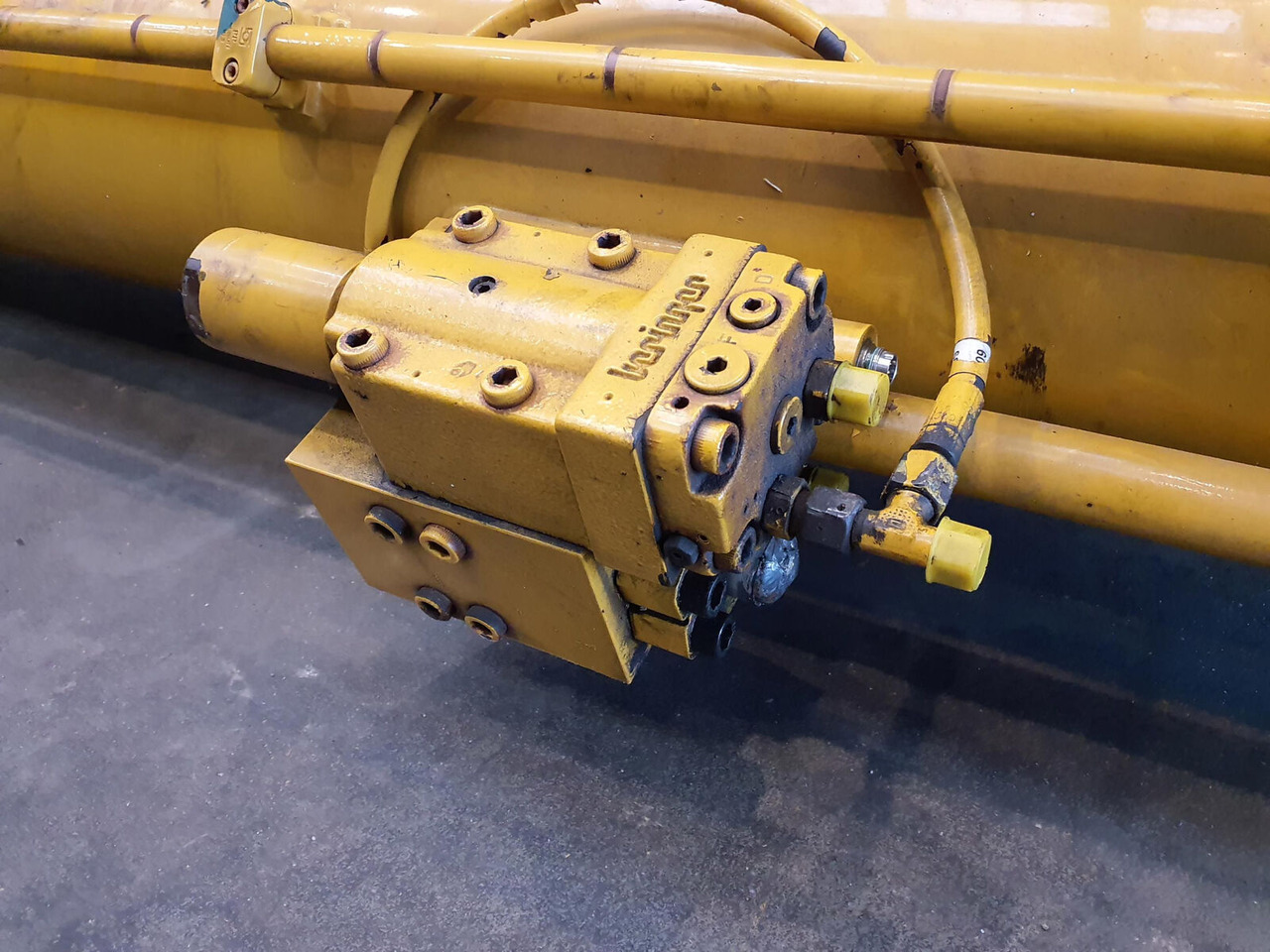 Grove GMK 3050 boom cylinder - Гидравлический цилиндр для Мобильных кранов: фото 5 Grove GMK 3050 boom cylinder - Гидравлический цилиндр для Мобильных кранов: фото 5