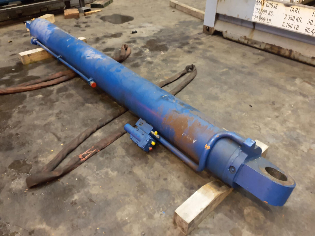 Grove GMK 3050 boom cylinder - Гидравлический цилиндр для Мобильных кранов: фото 1 Grove GMK 3050 boom cylinder - Гидравлический цилиндр для Мобильных кранов: фото 1