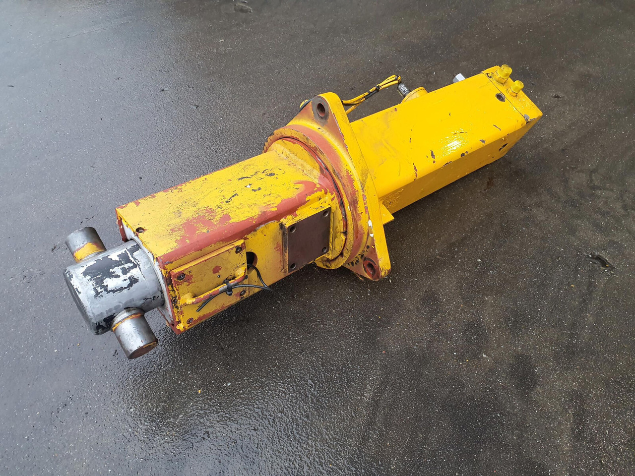 Grove GMK 3050 counterweight cylinder - Гидравлический цилиндр для Мобильных кранов: фото 3 Grove GMK 3050 counterweight cylinder - Гидравлический цилиндр для Мобильных кранов: фото 3