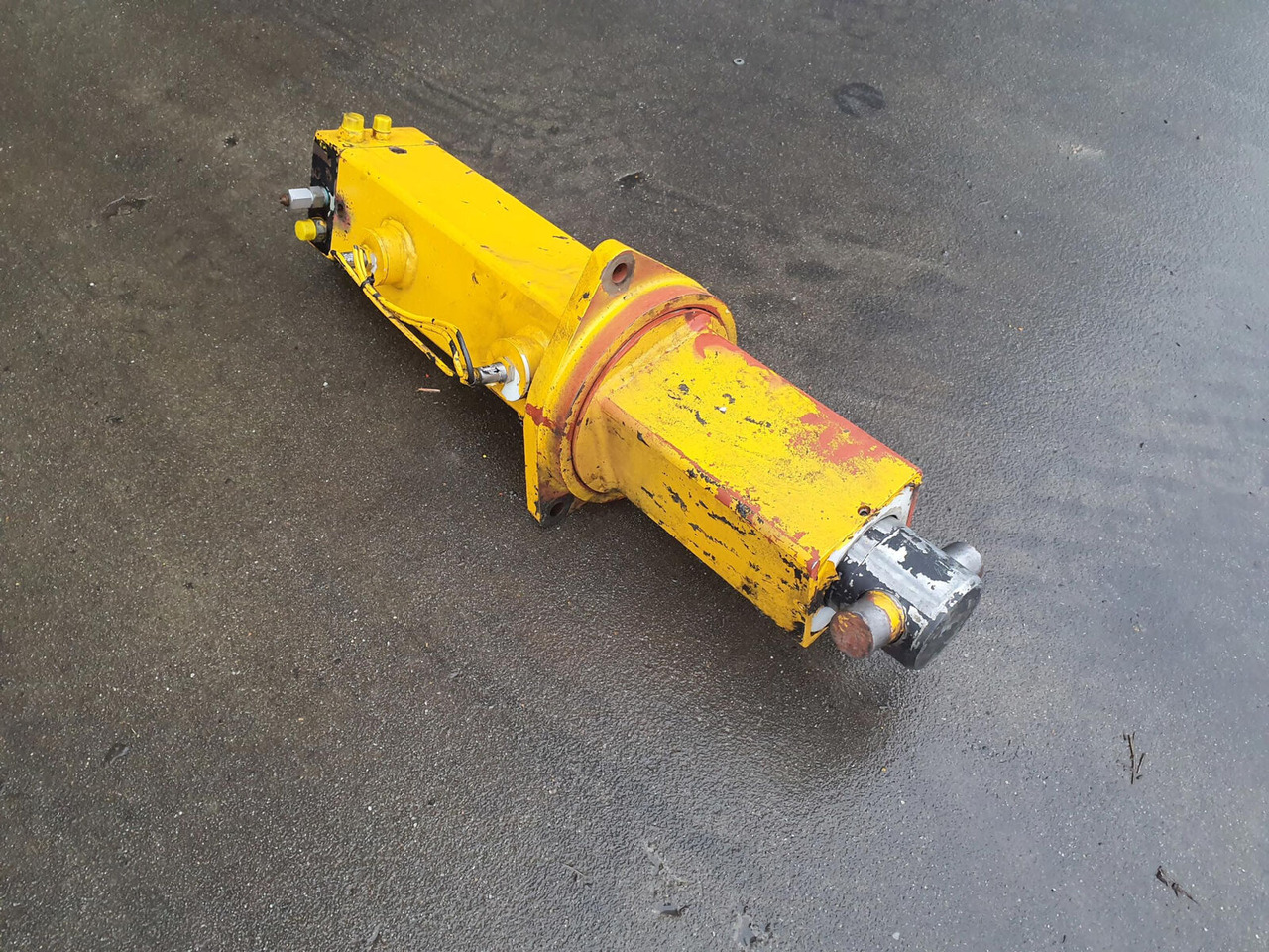 Grove GMK 3050 counterweight cylinder - Гидравлический цилиндр для Мобильных кранов: фото 2 Grove GMK 3050 counterweight cylinder - Гидравлический цилиндр для Мобильных кранов: фото 2